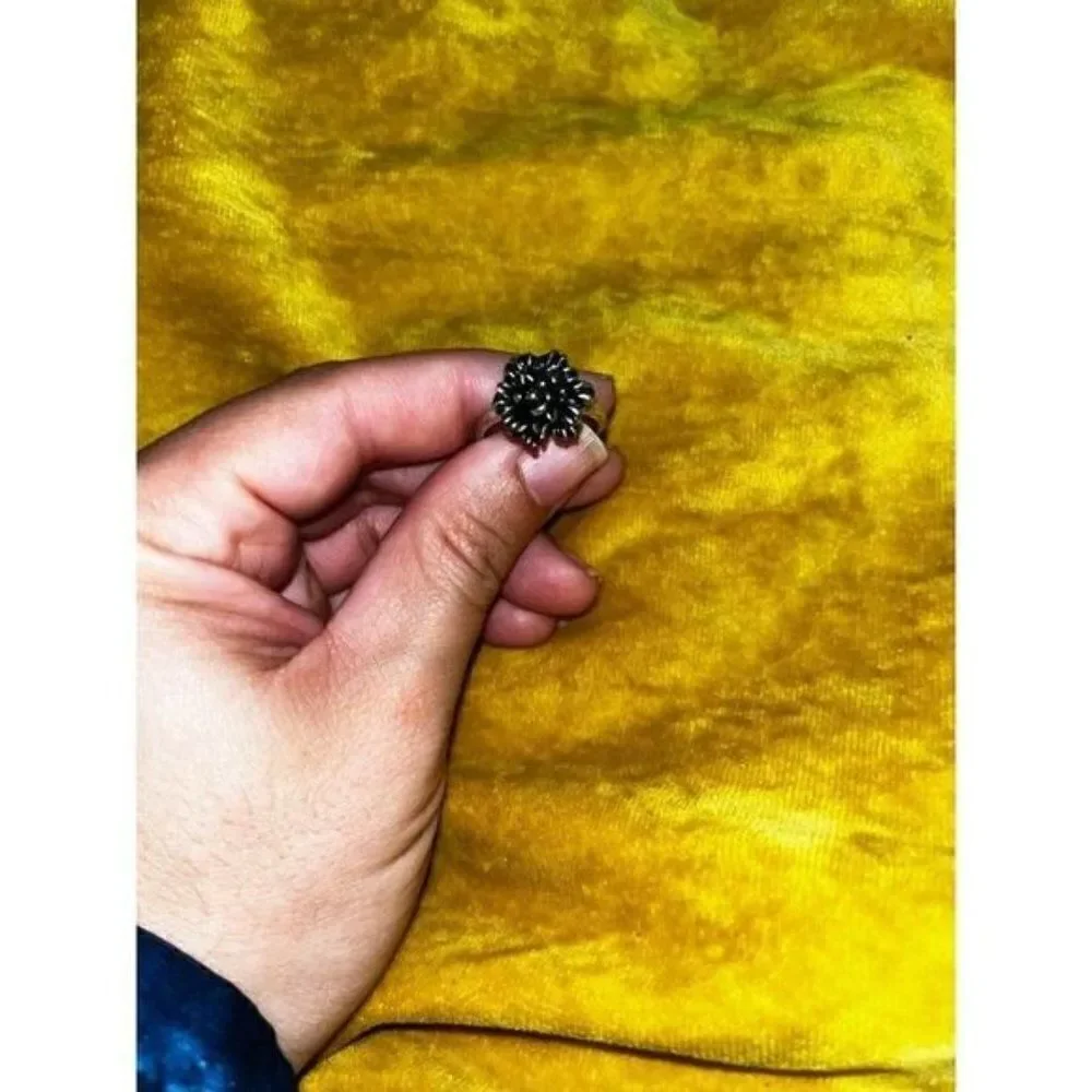Fossil Flower Stainless Steel Oxidized Ring